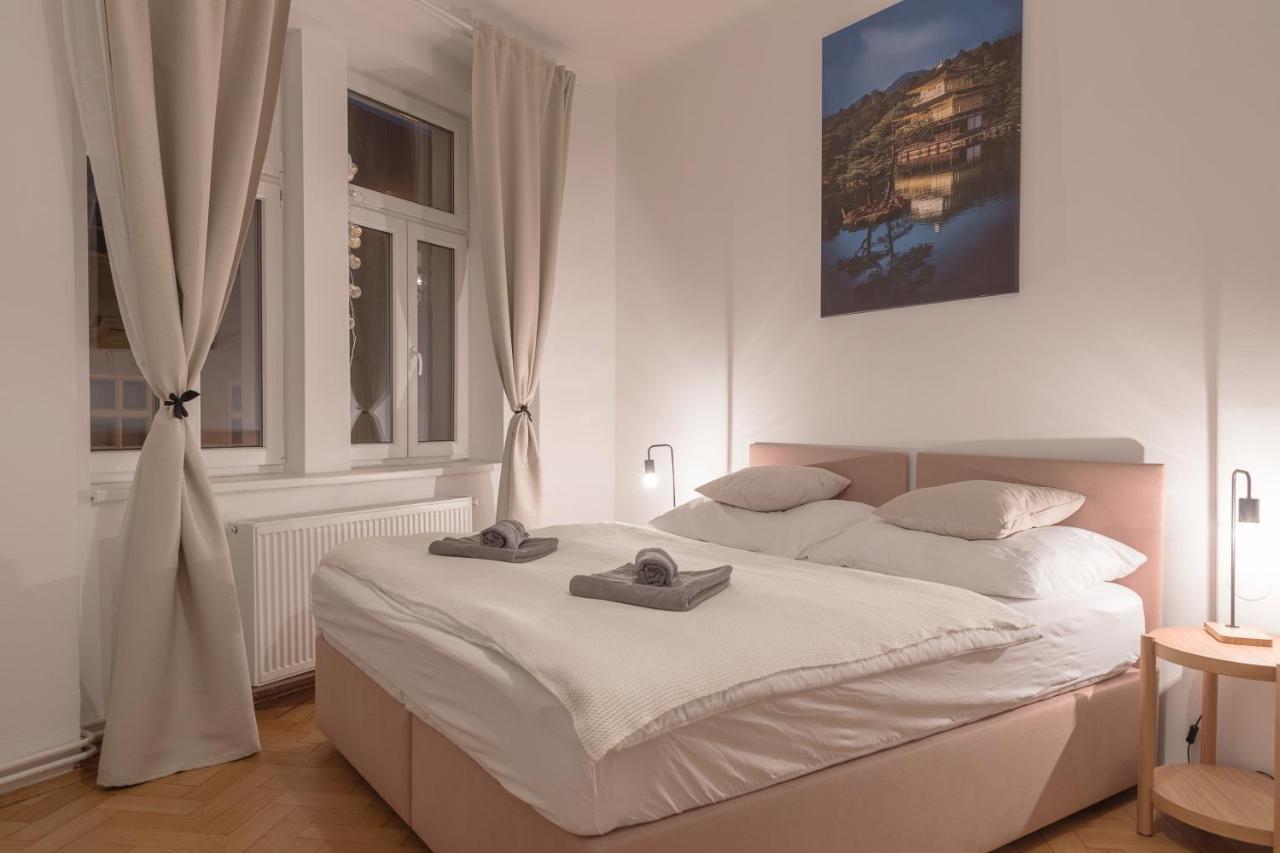 Skolska Junior Apartment ปราก ภายนอก รูปภาพ